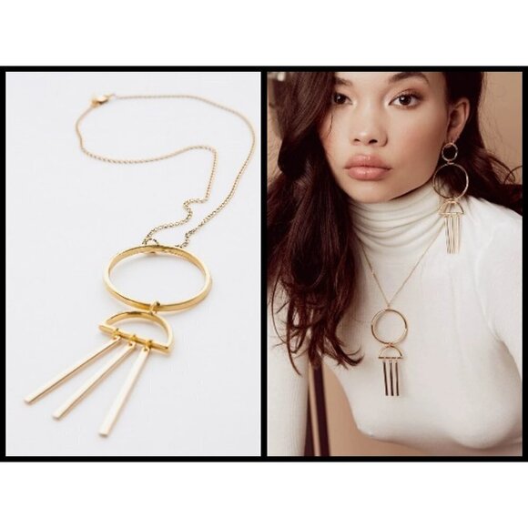 💕VANESSA MOONEY💕 The Uproar Necklace ~ Gold - Picture 1 of 12
